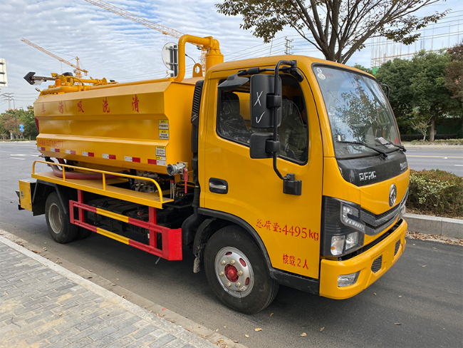 贵港清洗吸污车